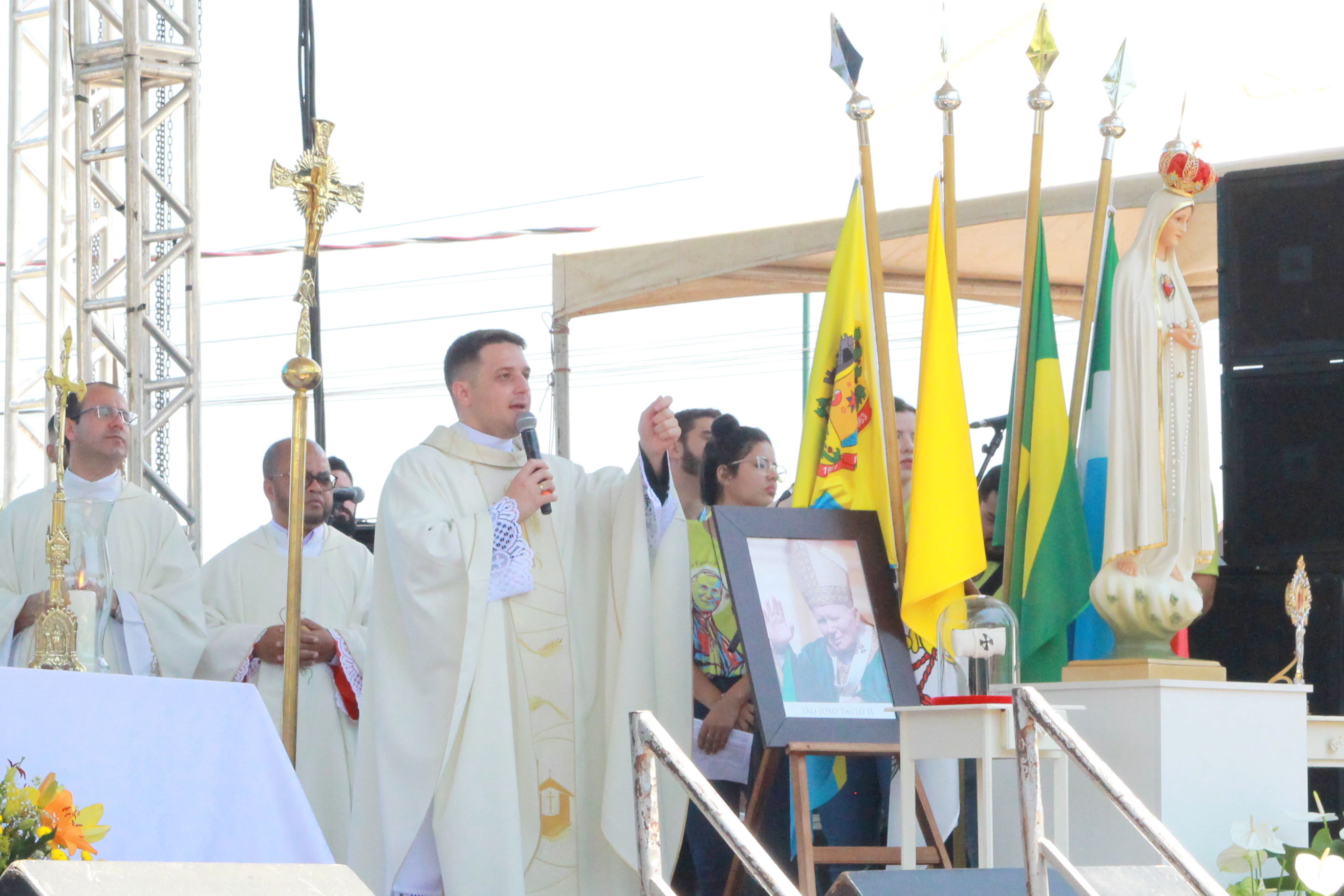 10ª Jornada Diocesana da Juventude (JDJ) Santa Missa