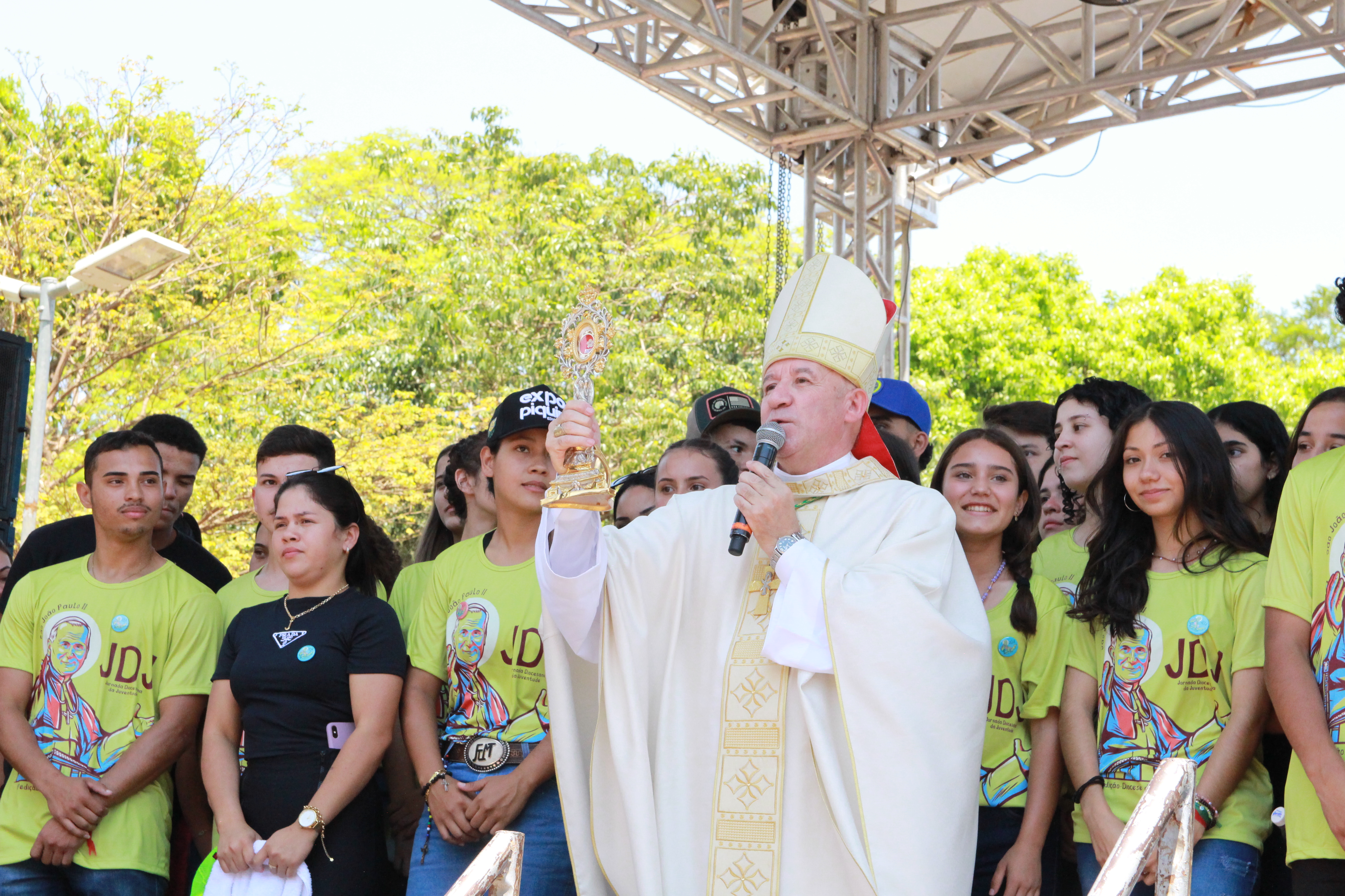 10ª Jornada Diocesana da Juventude (JDJ) Santa Missa