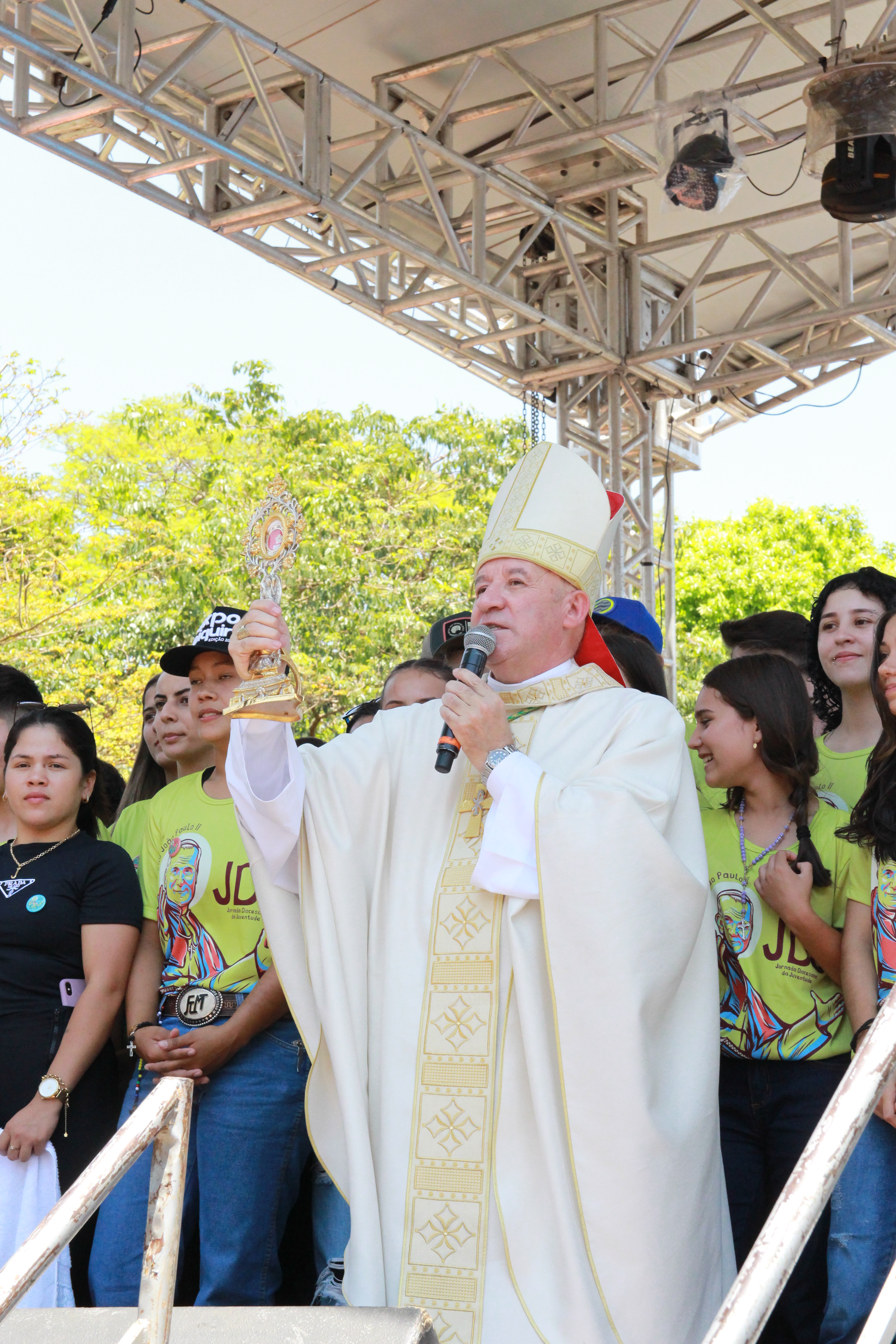 10ª Jornada Diocesana da Juventude (JDJ) Santa Missa