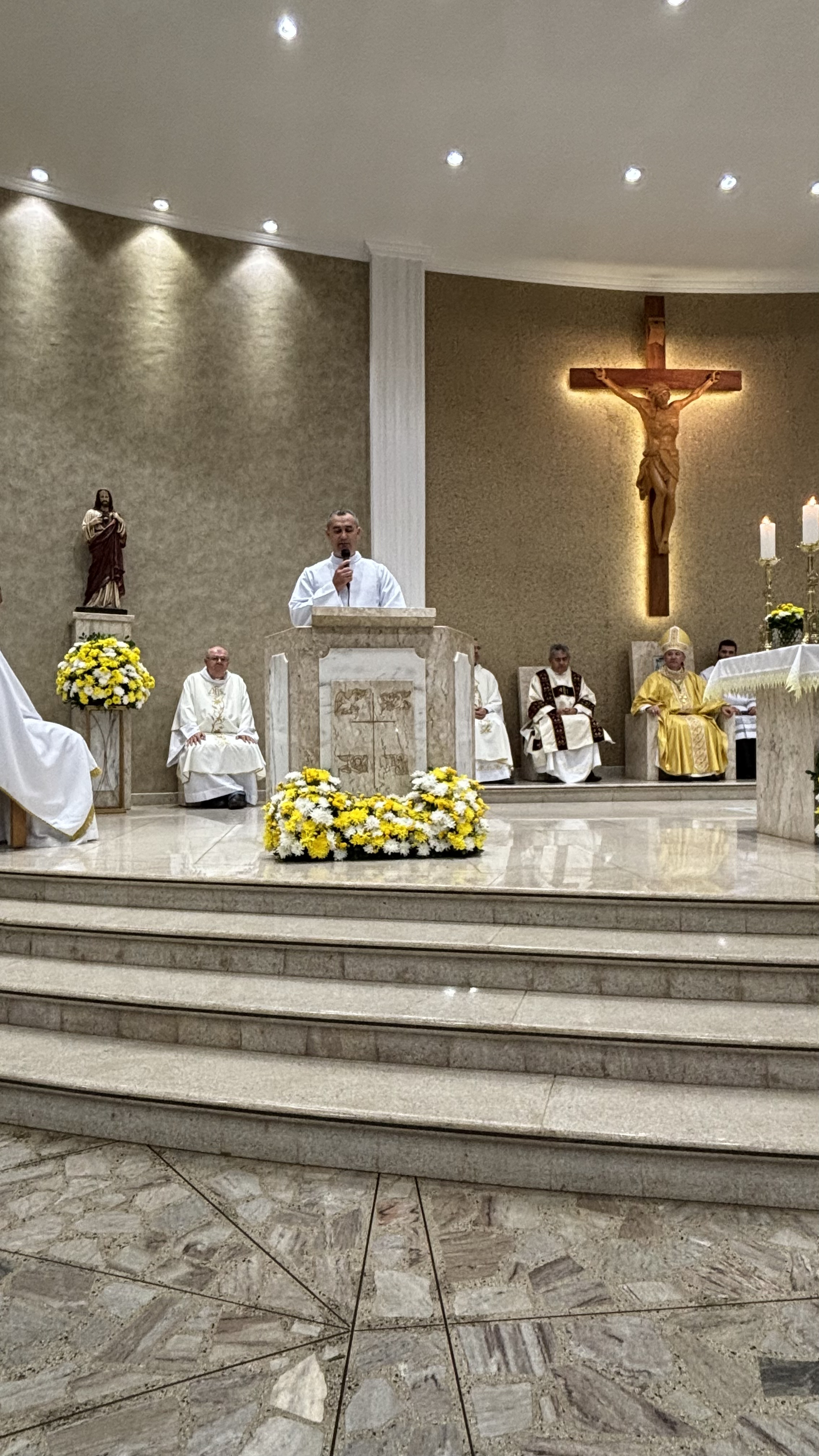 Missa Crismal (Santos Óleos) - 2025