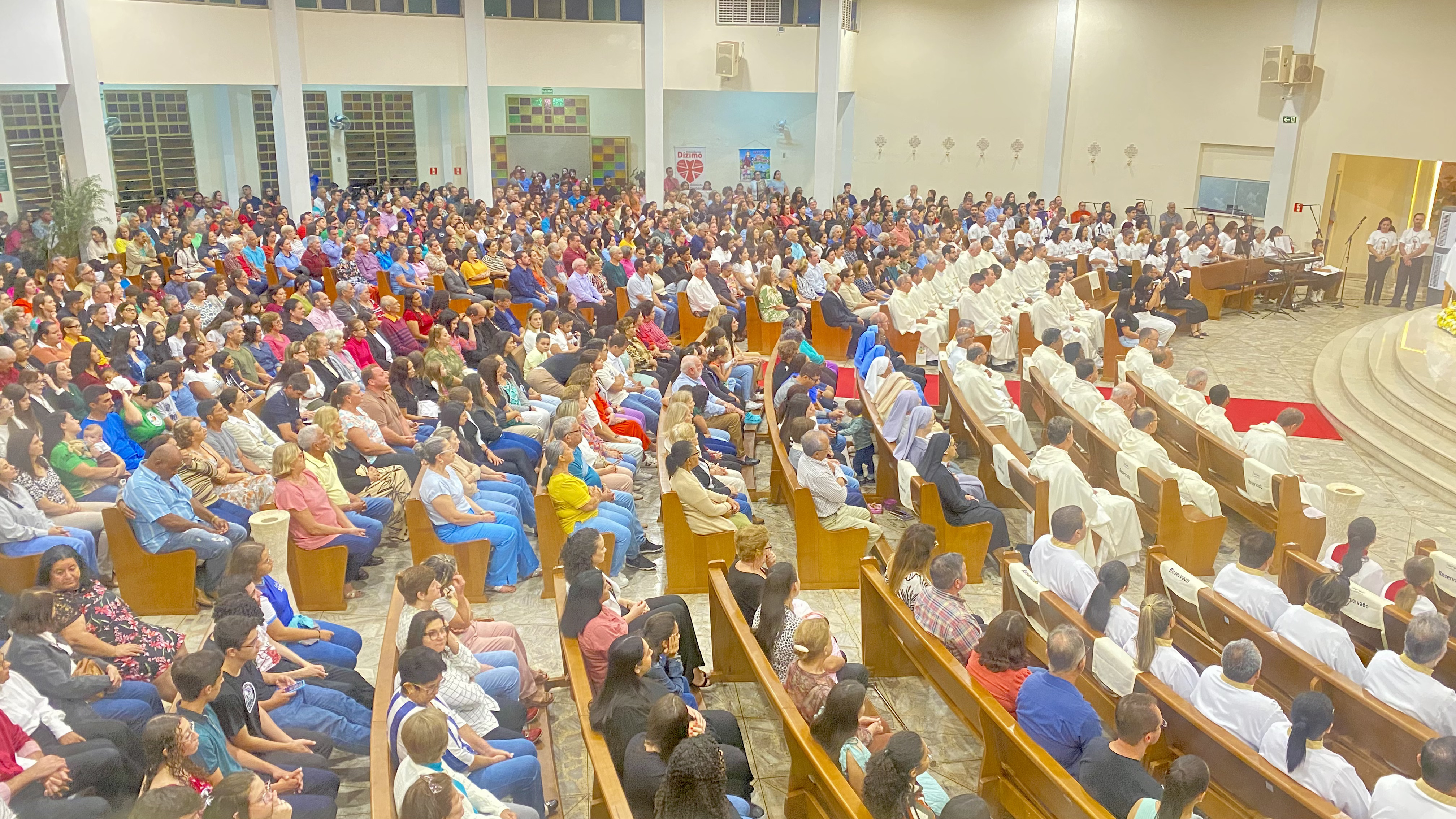 Missa Crismal (Santos Óleos) - 2025
