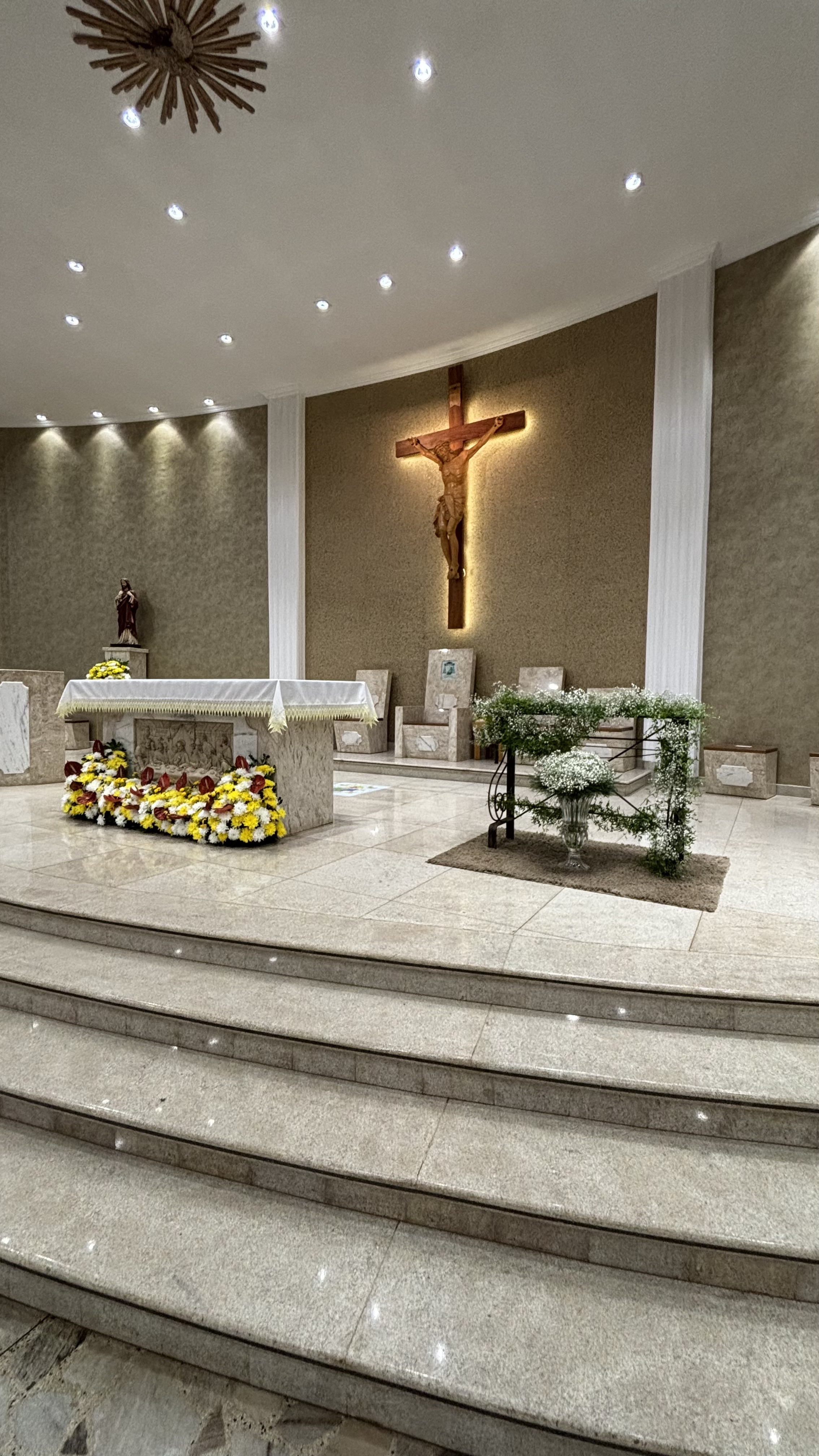 Missa Crismal (Santos Óleos) - 2025