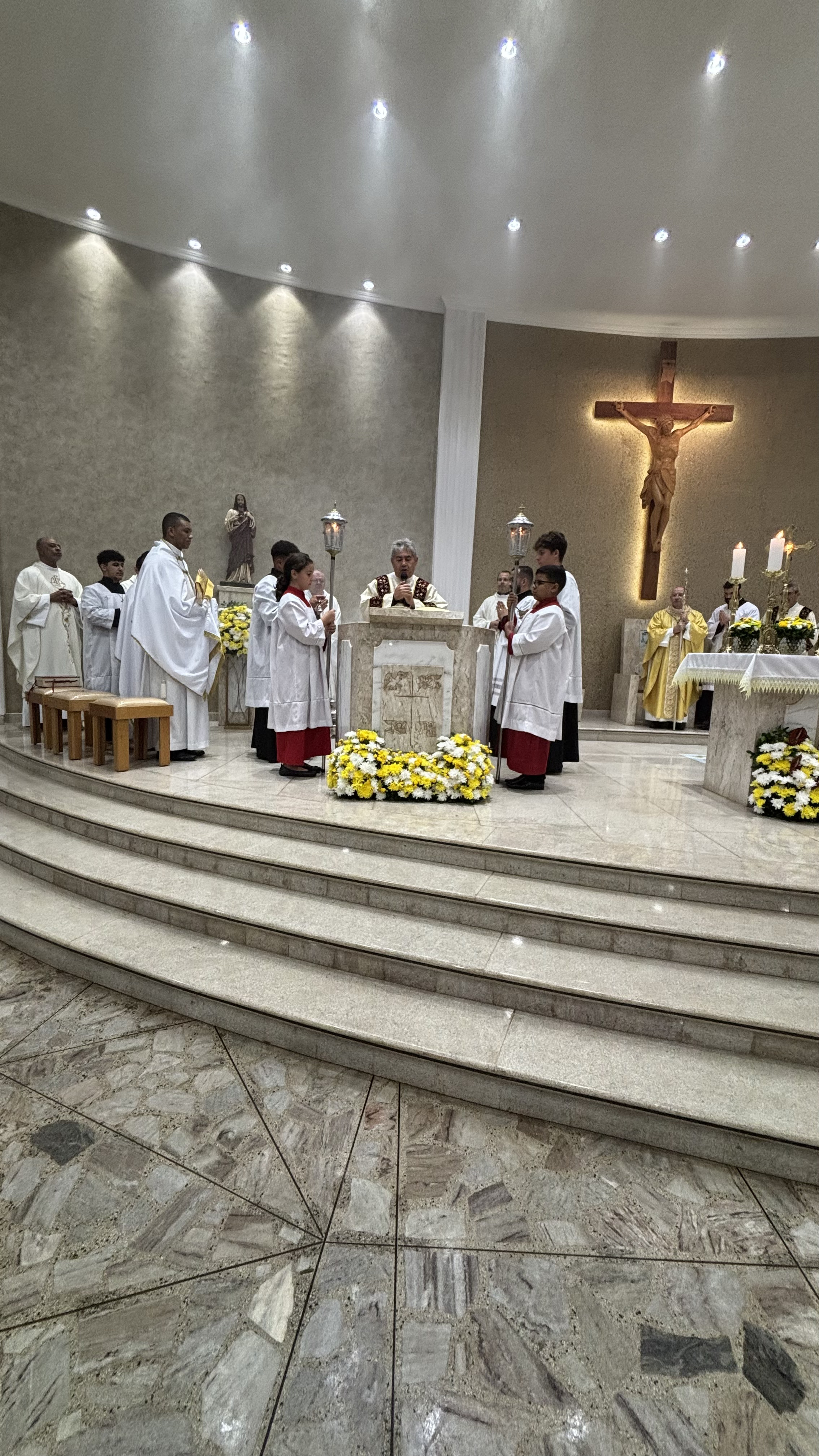 Missa Crismal (Santos Óleos) - 2025