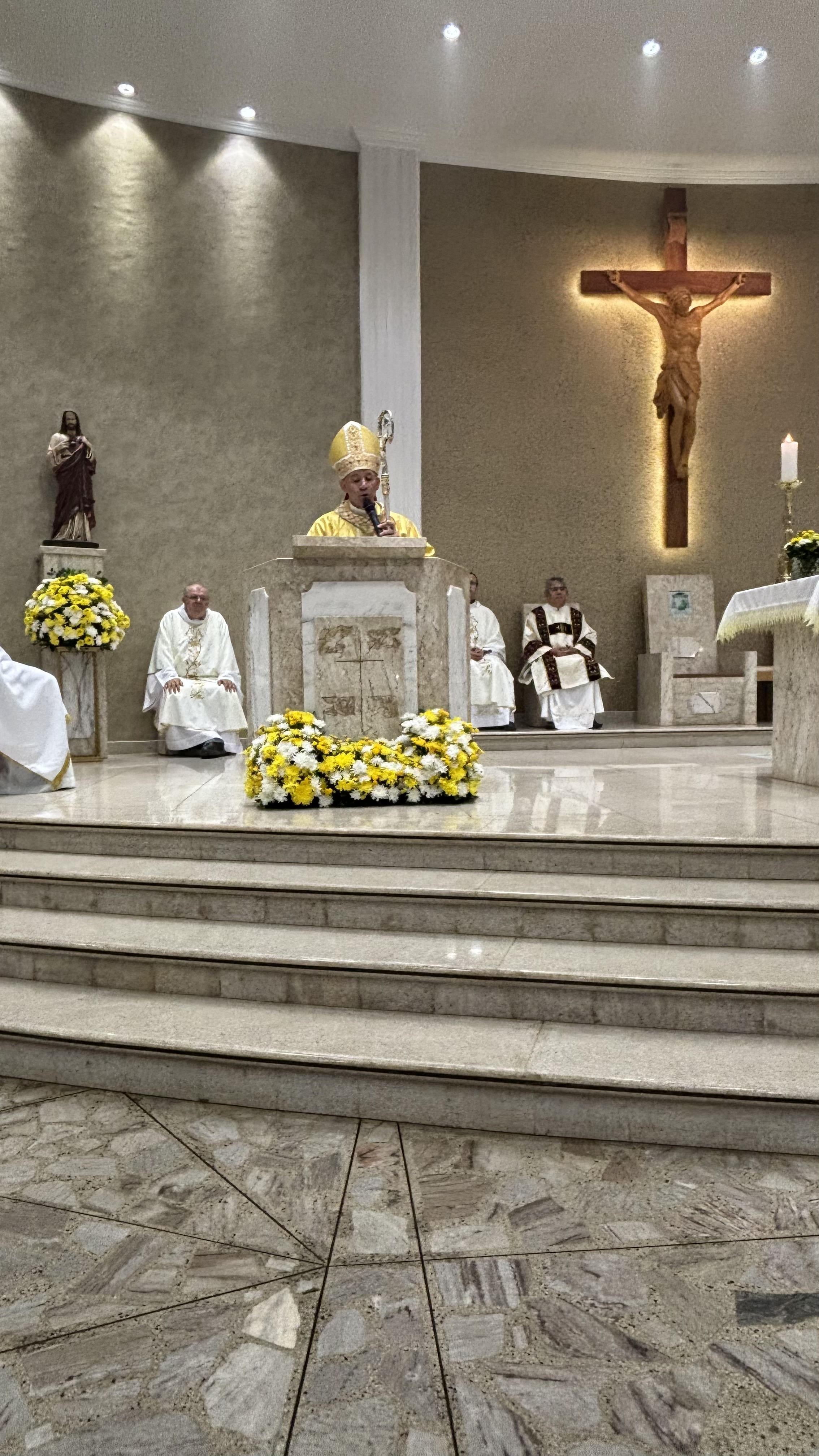 Missa Crismal (Santos Óleos) - 2025