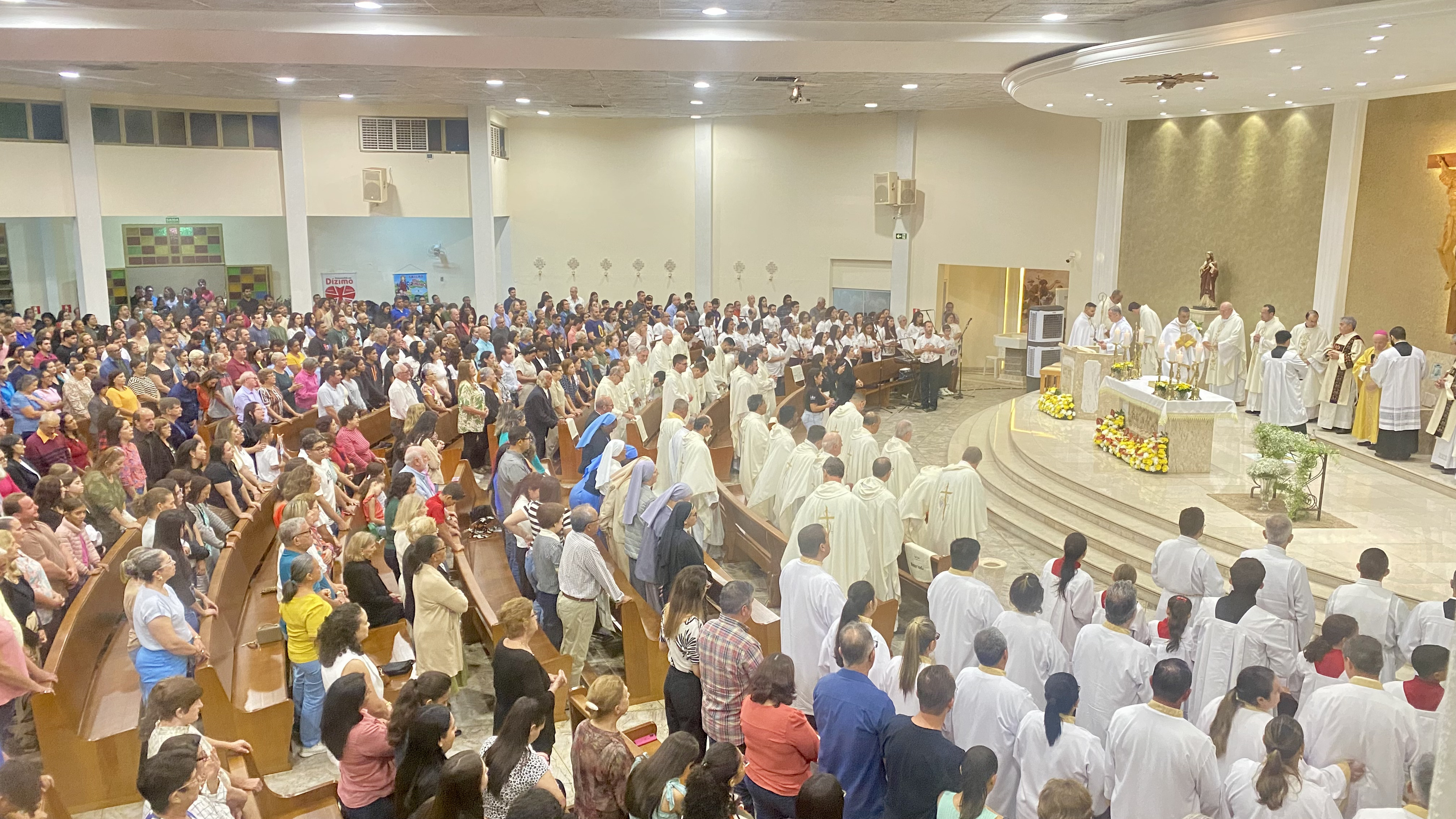 Missa Crismal (Santos Óleos) - 2025
